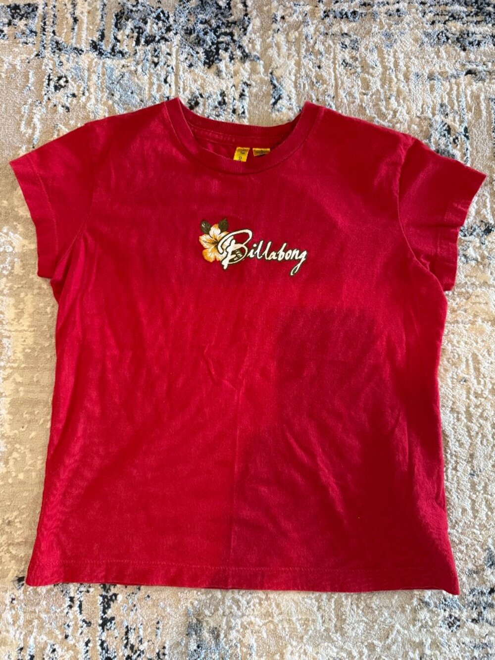 Small Red Vintage Juniors Billabong T-Shirt